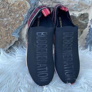 BCBGeneration Lisas Slip On Sneaker Shoes in Black White & Lipstick Red Size 8.5